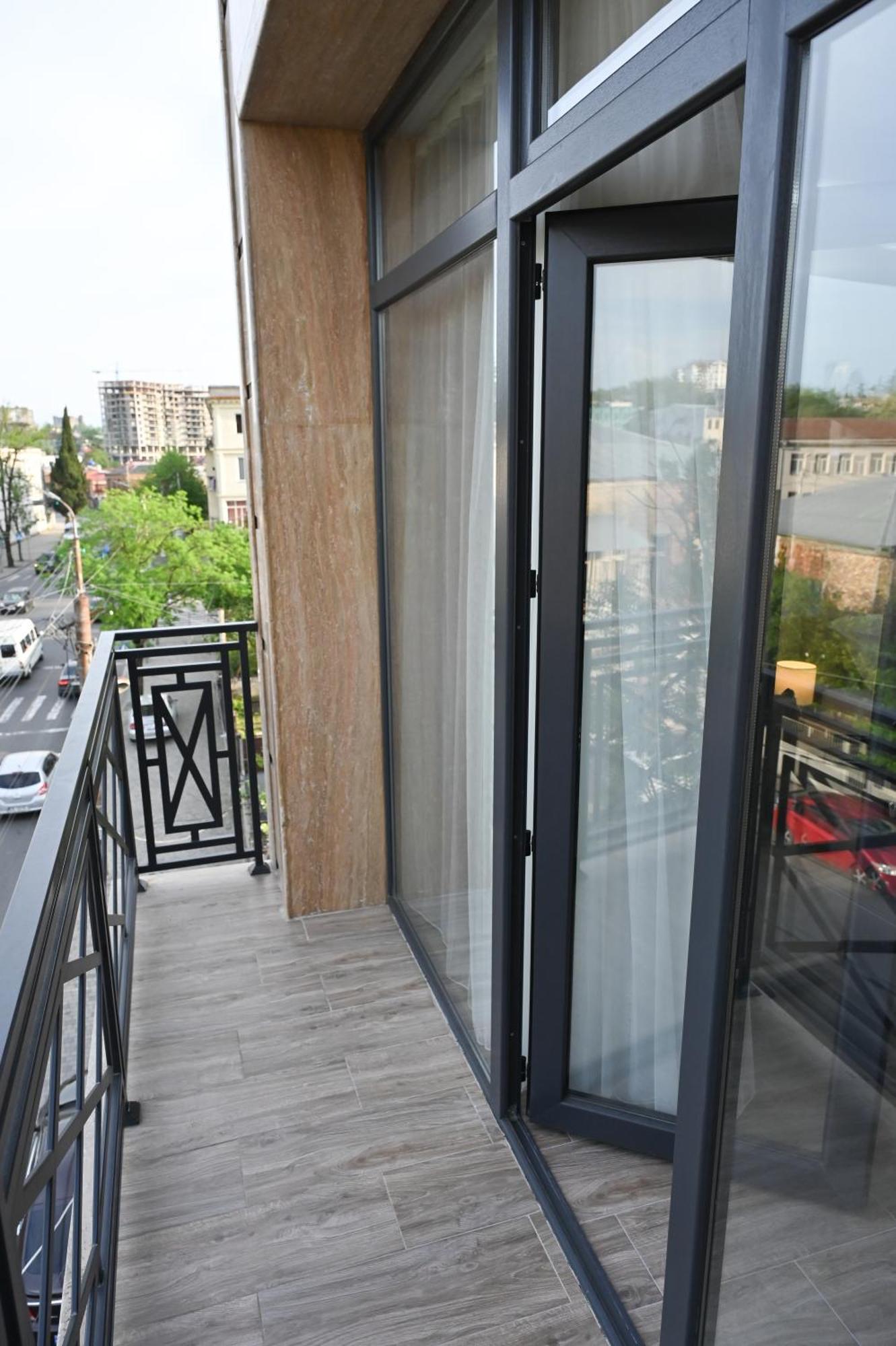 Hotel K124 Kutaisi Exteriör bild